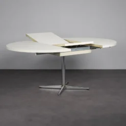 Table à manger ronde extensible par Pastoe, Pays-Bas, années 1970