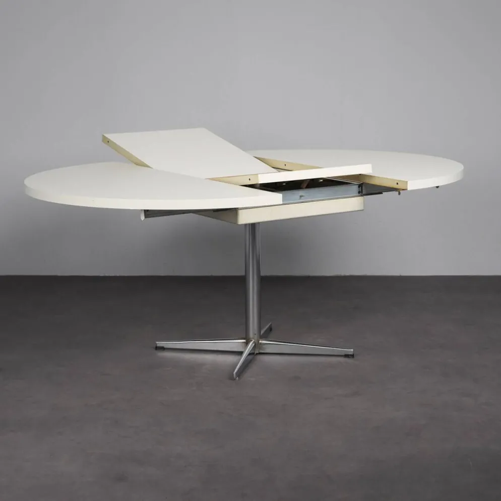 Table à manger ronde extensible par Pastoe, Pays-Bas, années 1970