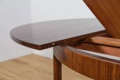 Table à manger ronde extensible en palissandre du milieu du siècle de McIntosh, Royaume-Uni, années 1960.