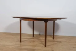 Table à manger ronde extensible en palissandre du milieu du siècle de McIntosh, Royaume-Uni, années 1960.