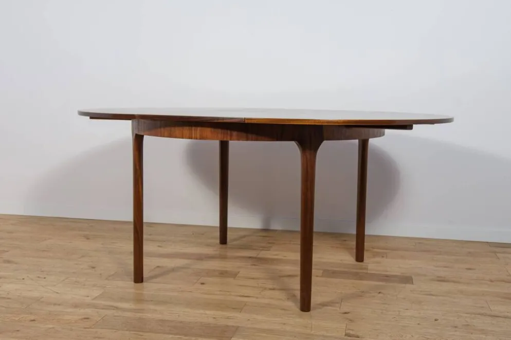 Table à manger ronde extensible en palissandre du milieu du siècle de McIntosh, Royaume-Uni, années 1960.
