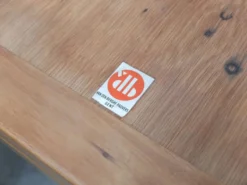 Table à manger ronde extensible en chêne par Van Den Berghe-Pauvers, années 1970.