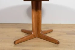 Table à manger ronde extensible en teck des années 1950, Royaume-Uni