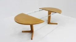 Table à manger ronde extensible danoise vintage des années 1960