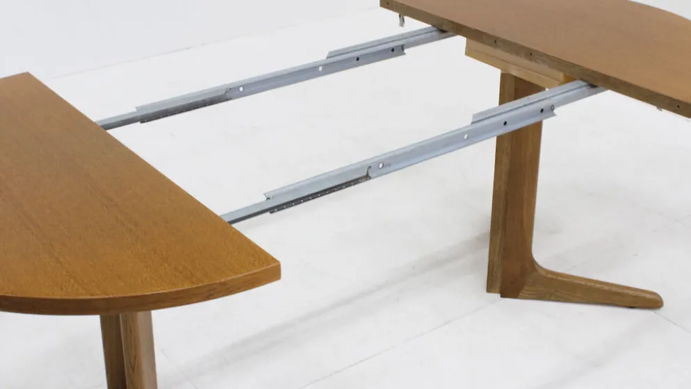 Table à manger ronde extensible danoise vintage des années 1960