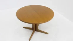 Table à manger ronde extensible danoise vintage des années 1960