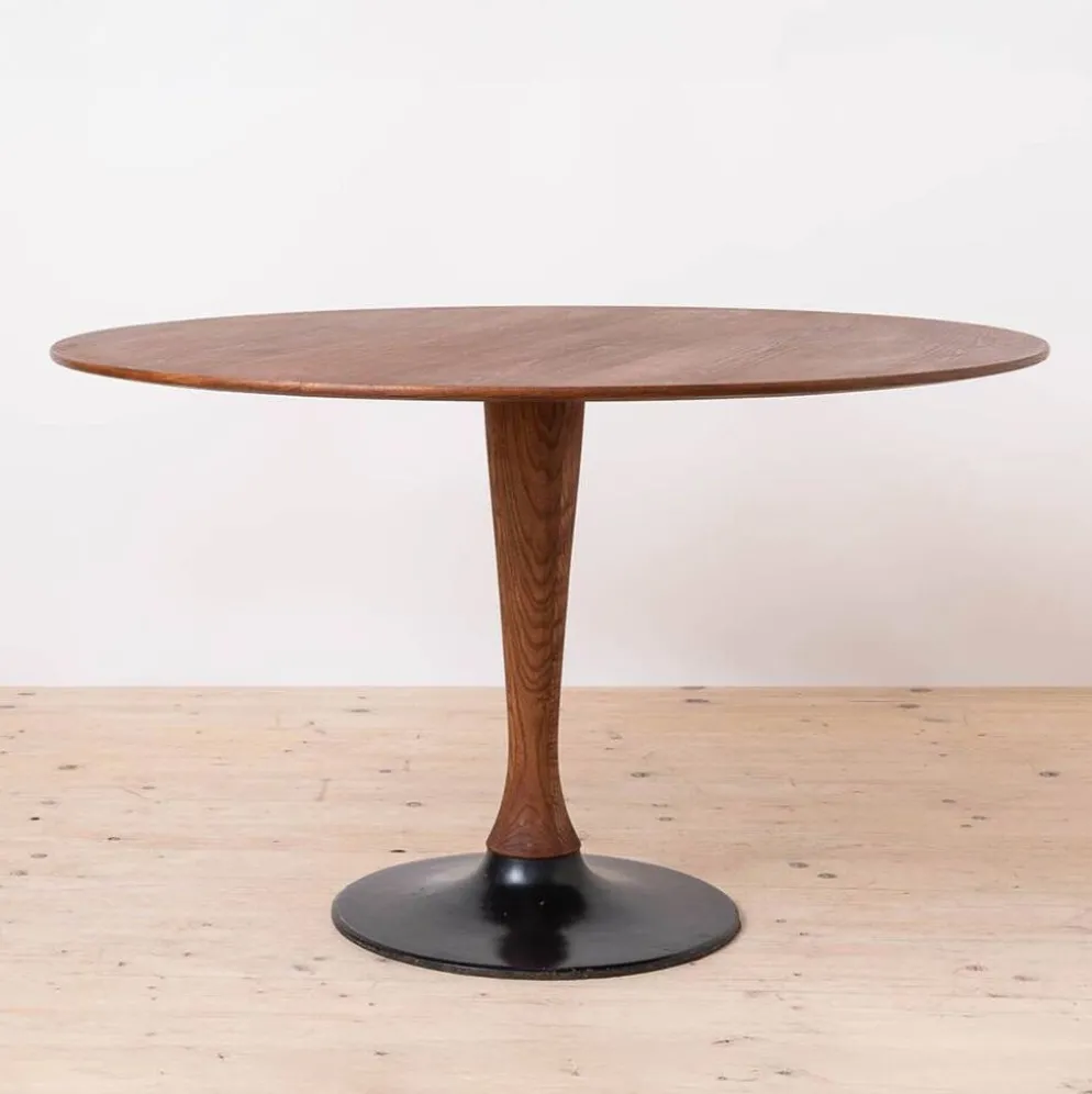 Table à manger ronde Mid-Century Modern, Tchécoslovaquie, style Eero Saarinen
