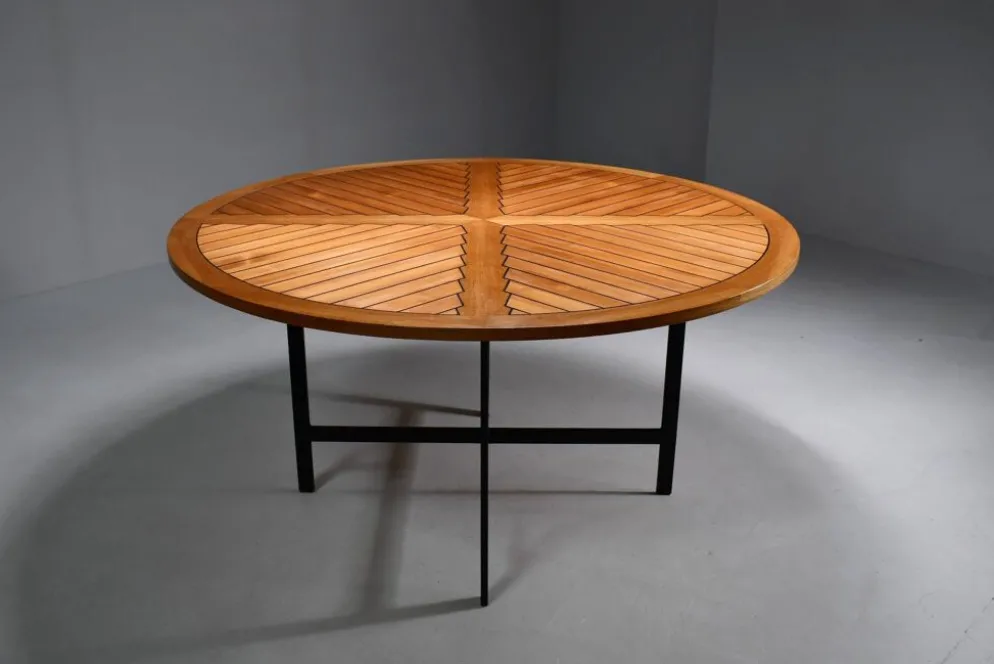 Table à manger ronde par Olle Pira. Années 1970, Suède.