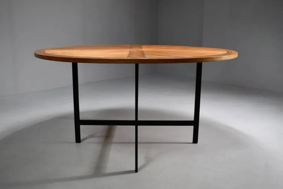 Table à manger ronde par Olle Pira. Années 1970, Suède.