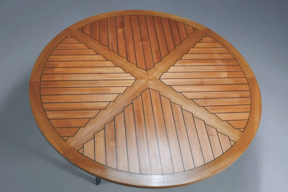 Table à manger ronde par Olle Pira. Années 1970, Suède.
