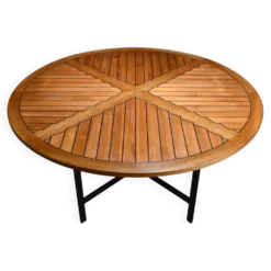 Table à manger ronde par Olle Pira. Années 1970, Suède.