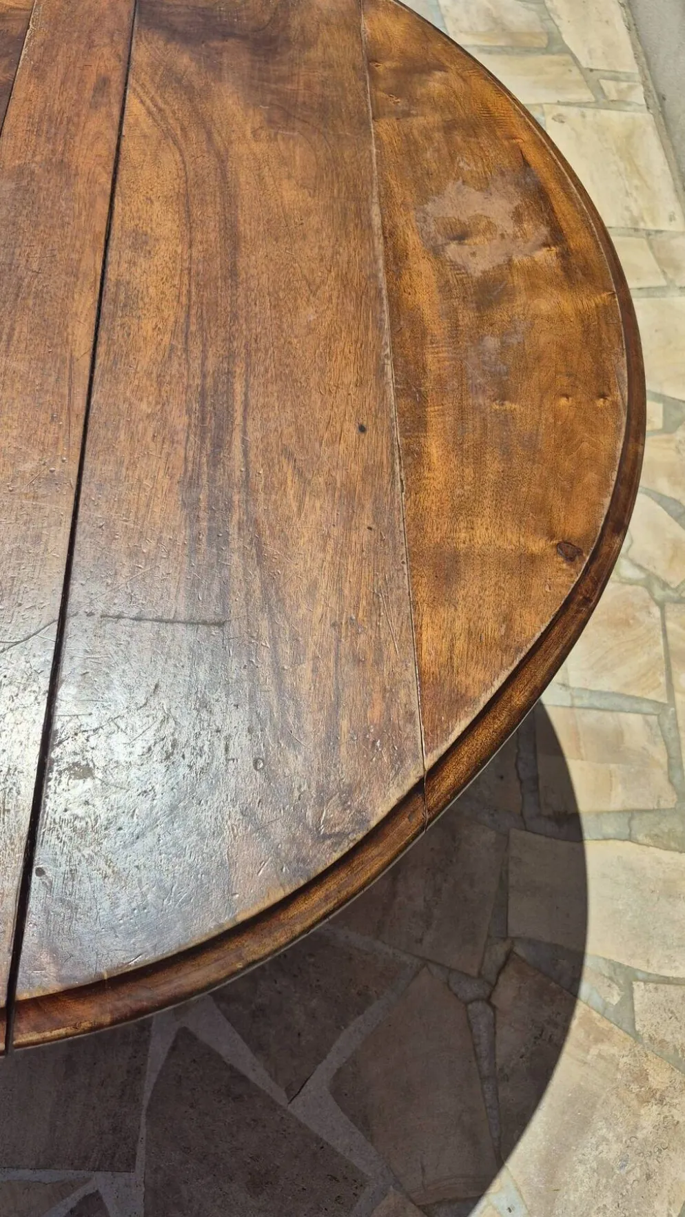 Table à manger ronde à plateau rabattable en noyer massif, fin 19ème
