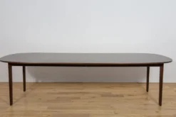 Table à manger Rungstedlund de style mid-century par Ole Wanscher pour Poul Jeppesen, Danemark, années 1960.