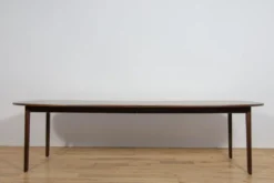 Table à manger Rungstedlund de style mid-century par Ole Wanscher pour Poul Jeppesen, Danemark, années 1960.