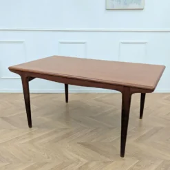 Table manger scandinave