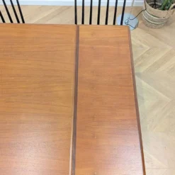 Table manger scandinave