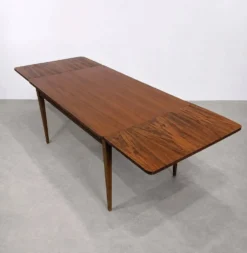 Table à manger scandinave extensible