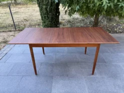 Table à manger scandinave extensible 1960