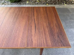 Table à manger scandinave extensible 1960