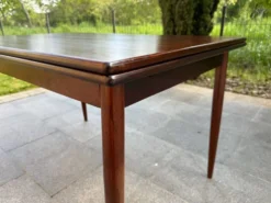 Table à manger scandinave palissandre année 60
