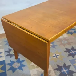 Table à manger scandinave vintage avec rallonge estampillée Garnas - Suède - années 60
