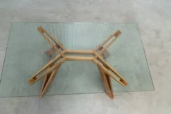 Table à manger sculpturale italienne