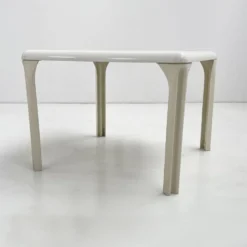Table à manger Stadio Blanche par Vico Magistretti pour Artemide, 1970