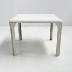 Table à manger Stadio Blanche par Vico Magistretti pour Artemide, 1970