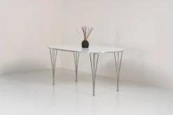 Table à manger Superellipse par Bruno Mathsson et Piet Hein pour Fritz Hansen