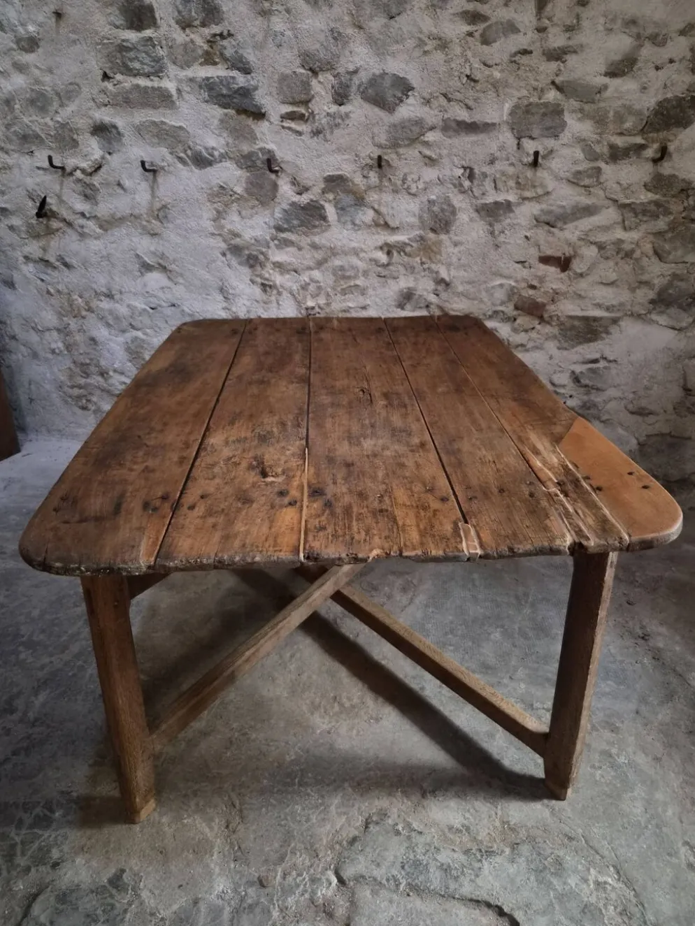 Table à manger / table de vigneron française ancienne, primitive et pliante
