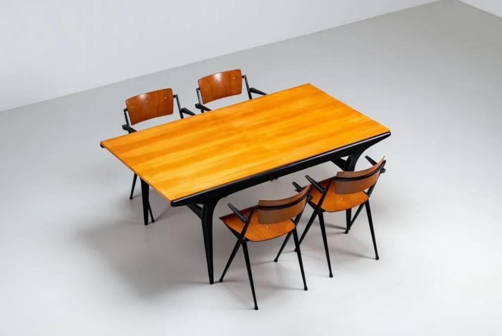 Table à manger T4 Alfred Hendrickx en hêtre Belform Belgique 1958