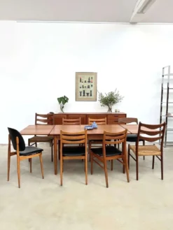 Table à manger teck rallonges intégrées — scandinave