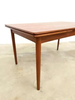 Table à manger teck rallonges intégrées — scandinave