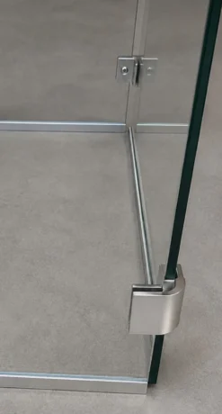 Table à manger vintage – Tout verre – Design années 80