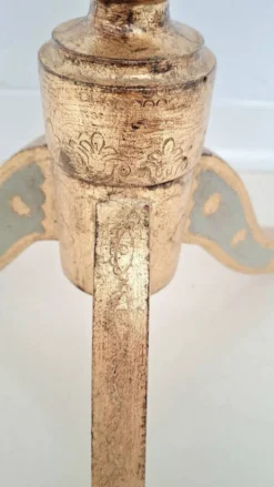 Table à martini trépied en bois doré florentin italien du milieu du siècle en sauge et