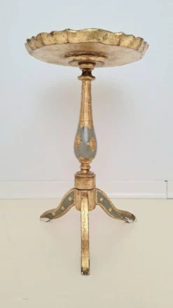 Table à martini trépied en bois doré florentin italien du milieu du siècle en sauge et