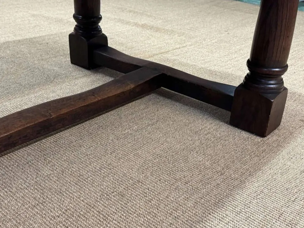 Table monastère anglaise avec allonges fin 19ème en orme et chêne