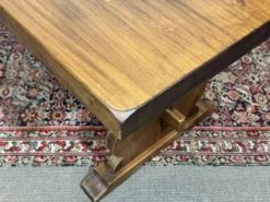 Table monastère en acajou des années 1970 - L=2m l=80cm H=75cm