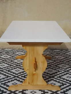 Table monastère en bois