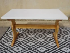 Table monastère en bois