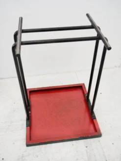 Table métal tubulaire art deco bauhaus moderniste table appoint ou bistrot