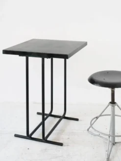 Table métal tubulaire art deco bauhaus moderniste table appoint ou bistrot