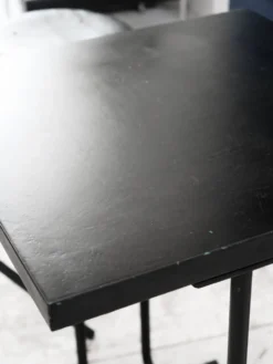Table métal tubulaire art deco bauhaus moderniste table appoint ou bistrot