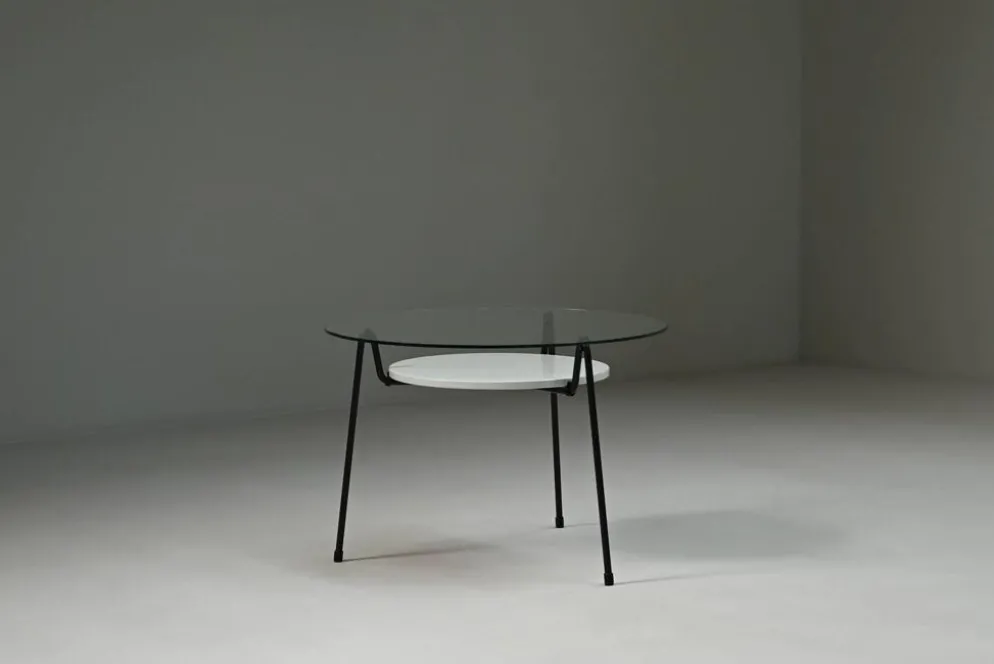 Table “Mug” par Wim Rietveld pour Gispen, années 1950, Pays-Bas.