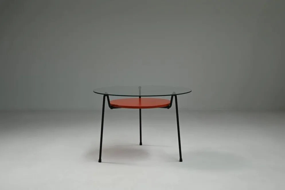 Table “Mug” par Wim Rietveld pour Gispen, années 1950, Pays-Bas.