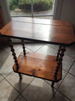 Table à 2 niveaux
