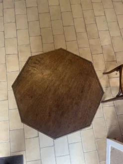 Table octogonale