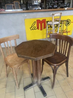 Table octogonale