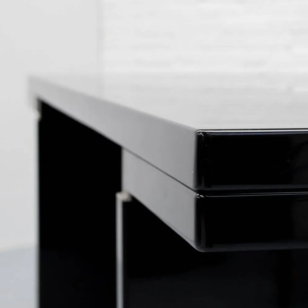 Table Orseolo de Carlo Scarpa, Simon Gavina, années 1970.