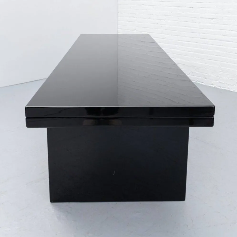 Table Orseolo de Carlo Scarpa, Simon Gavina, années 1970.